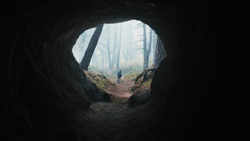 Dark 1. Sezon 4. Bölüm