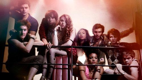 Skins 7. Sezon 6. Bölüm